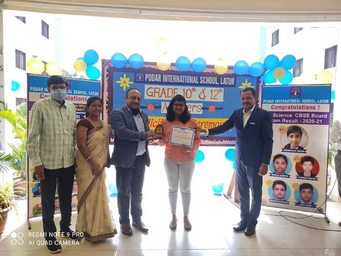 Felicitation ceremony of X and XII Std toppers 2020-2021 - latur